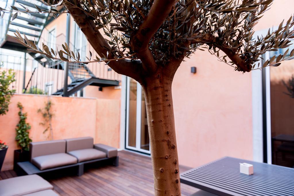 Flora Chiado Apartments Lisboa Exterior foto